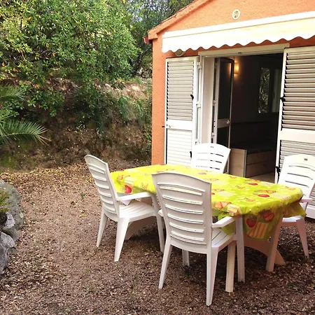 Les Jardins De Sainte-lucie Piscine Chauffée Appartement *