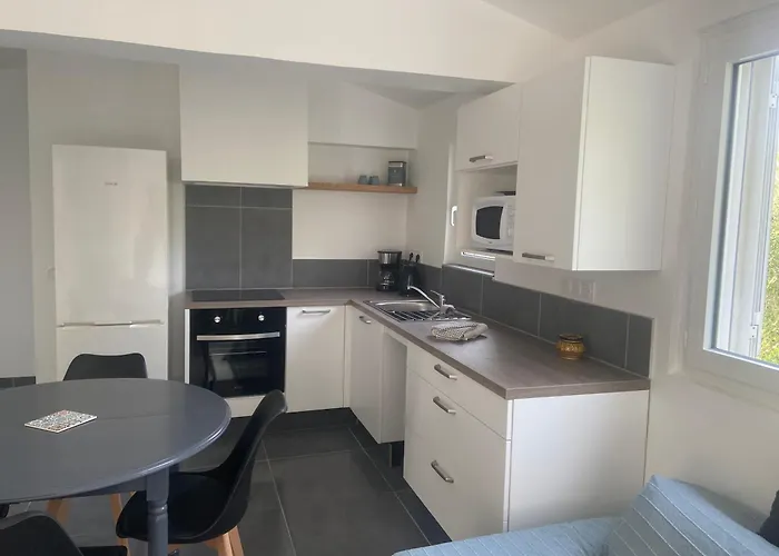 Residence Les Jardins De Sainte-Lucie 