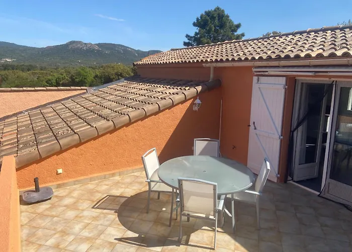 Residence Les Jardins De Sainte-Lucie 