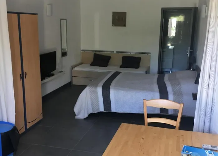 Residence Les Jardins De Sainte-Lucie 